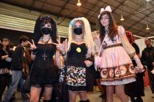 Japan-expo-sud-4-vague-marseille-cosplay-couloirs-Samedi-2012 - 0082
