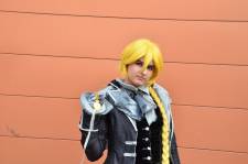 Japan-expo-sud-4-vague-marseille-cosplay-couloirs-stands-dimanche-2012 - horizontal - 0004