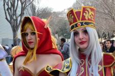Japan-expo-sud-4-vague-marseille-cosplay-couloirs-stands-dimanche-2012 - horizontal - 0016