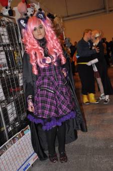 Japan-expo-sud-4-vague-marseille-cosplay-couloirs-stands-dimanche-2012 Japan-expo-sud-4-vague-marseille-cosplay-couloirs-stands-dimanche-2012 - Verticales - 0465