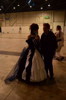 Japan-expo-sud-4-vague-marseille-cosplay-couloirs-stands-dimanche-2012 - Verticales - 0004