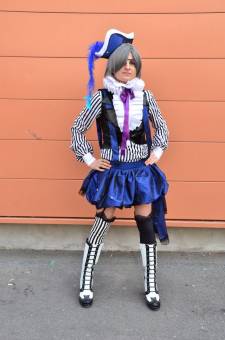 Japan-expo-sud-4-vague-marseille-cosplay-couloirs-stands-dimanche-2012 - Verticales - 0028