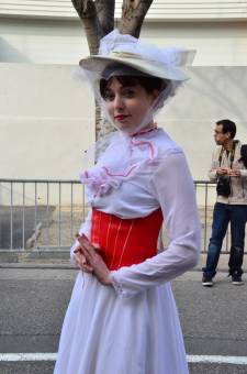 Japan-expo-sud-4-vague-marseille-cosplay-couloirs-stands-dimanche-2012 - Verticales - 0036