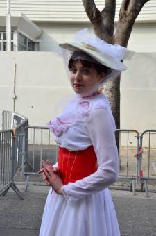 Japan-expo-sud-4-vague-marseille-cosplay-couloirs-stands-dimanche-2012 - Verticales - 0037