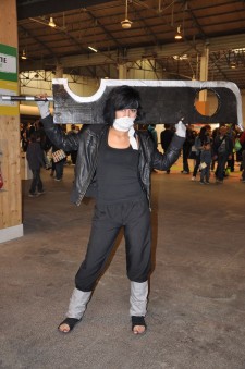 Japan-expo-sud-4-vague-marseille-cosplay-couloirs-stands-dimanche-2012 - Verticales - 0312
