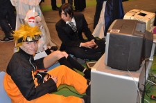 Japan-expo-sud-4-vague-marseille-cosplay-couloirs-stands-Samedi-2012 - 0031