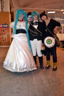 Japan-expo-sud-4-vague-marseille-cosplay-couloirs-vendredi-2012 - 0159