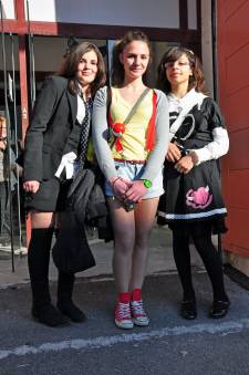 Japan-expo-sud-4-vague-marseille-cosplay-couloirs-vendredi-2012 - 0260