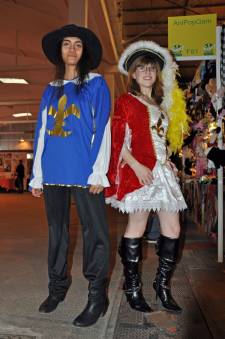 Japan-expo-sud-4-vague-marseille-cosplay-couloirs-vendredi-2012 - 0354