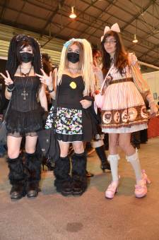 Japan-expo-sud-4-vague-marseille-cosplay-couloirs-vert-Samedi-2012 - 0131