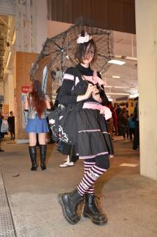 Japan-expo-sud-4-vague-marseille-cosplay-couloirs-vert-Samedi-2012 - 0252