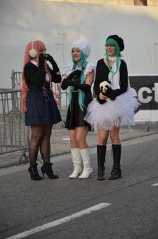Japan-expo-sud-4-vague-marseille-cosplay-couloirs-vert-Samedi-2012 - 0302
