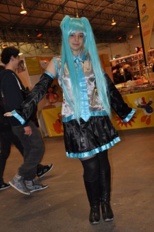 Japan-expo-sud-4-vague-marseille-cosplay-couloirs-vert-Samedi-2012 - 0389