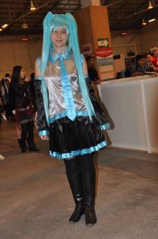 Japan-expo-sud-4-vague-marseille-cosplay-couloirs-vert-Samedi-2012 - 0458