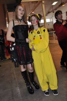 Japan-expo-sud-4-vague-marseille-cosplay-couloirs-vert-Samedi-2012 - 0470