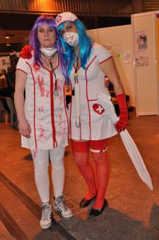 Japan-expo-sud-4-vague-marseille-cosplay-couloirs-vert-Samedi-2012 - 1003