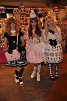 Japan-expo-sud-4-vague-marseille-cosplay-couloirs-vert-Samedi-2012 - 1042