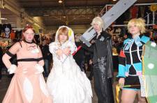 Japan-expo-sud-4-vague-marseille-stands-couloirs-dimanche-2012 - horizontal - 0041 Japan-expo-sud-4-vague-marseille-cosplay-couloirs-stands-dimanche-2012 - horizontal - 0138