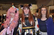Japan-expo-sud-4-vague-marseille-stands-couloirs-dimanche-2012 - horizontal - 0041 Japan-expo-sud-4-vague-marseille-cosplay-couloirs-stands-dimanche-2012 - horizontal - 0151