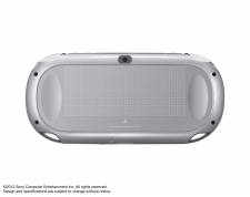 PlayStation Vita grise Ice Silver 30.01.2013. (5)